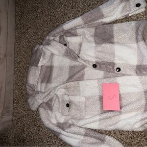 Cozy Plaid Hooded Shacket - Cream & Taupe